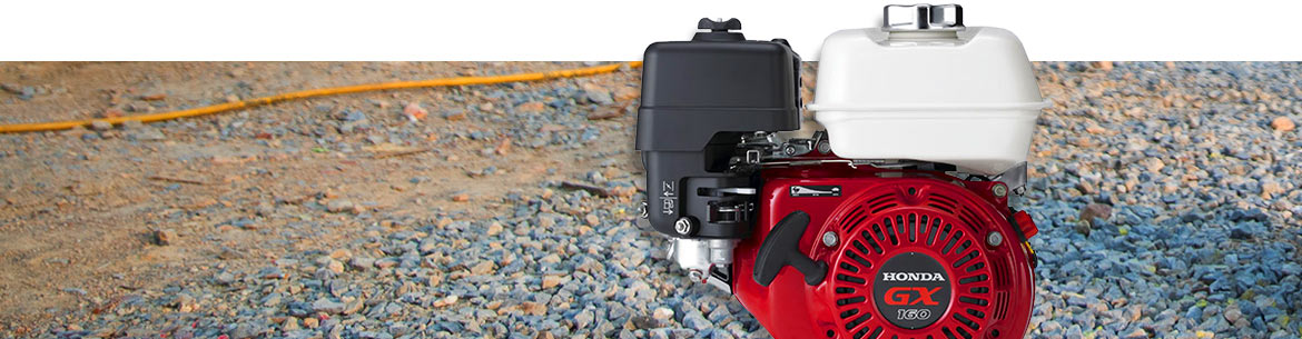 Motor Honda GX sobre un entorno de construcción